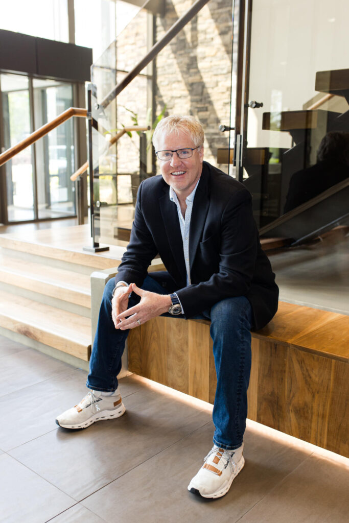 Smokey Garrett built GO Network as a collaborative winning environment. With a history of being #1 in Keller Williams, it's the largest franchise network in America